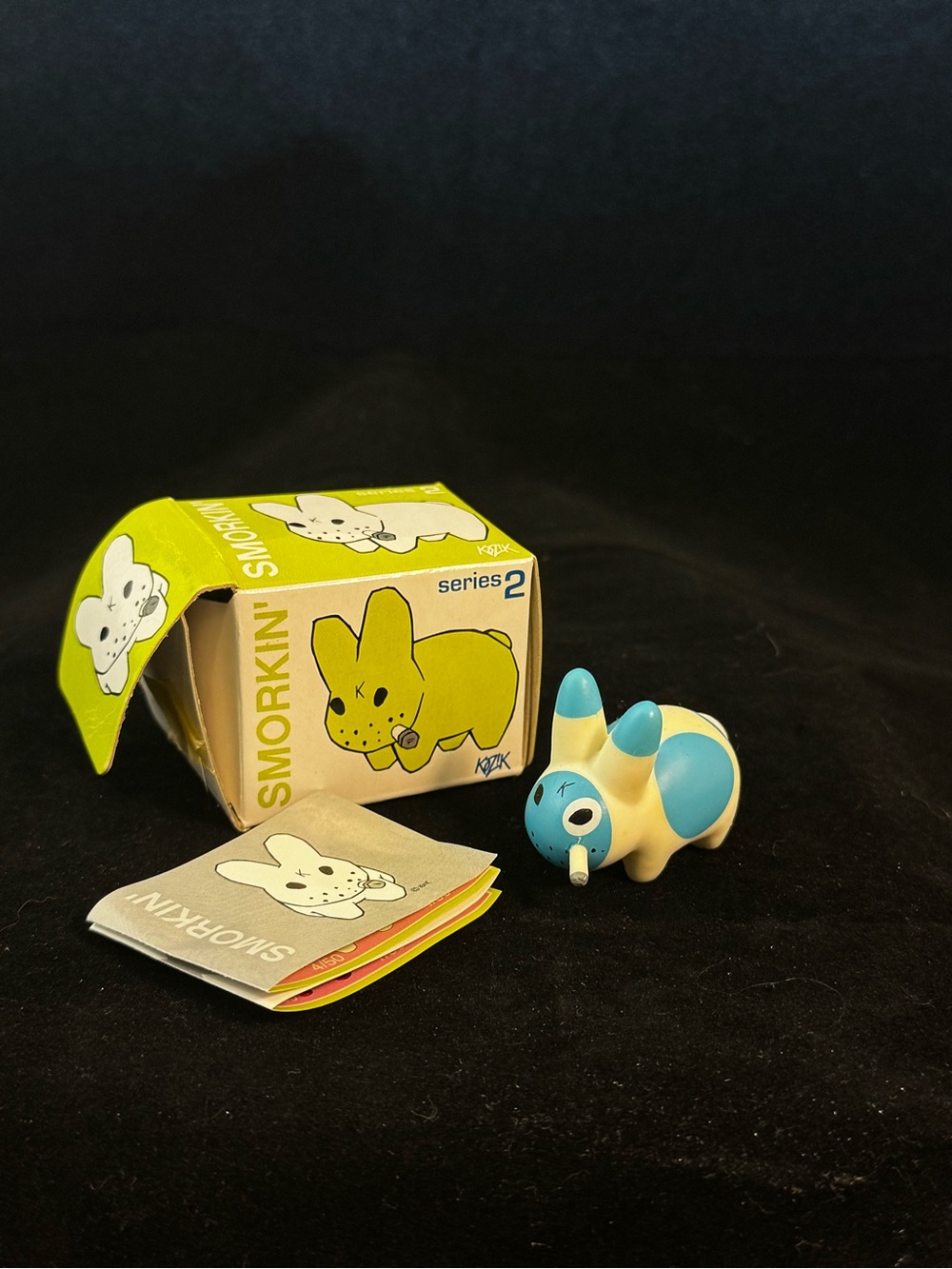 Kid Robot x Kozik Smorkin Series 2 Blue & Cream Small Pet Figurine